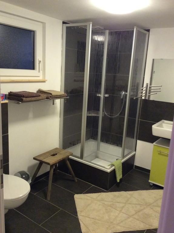 Zimmer In Kettwig Essen Habitación foto