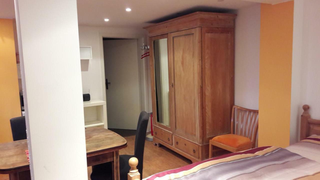 Zimmer In Kettwig Essen Exterior foto